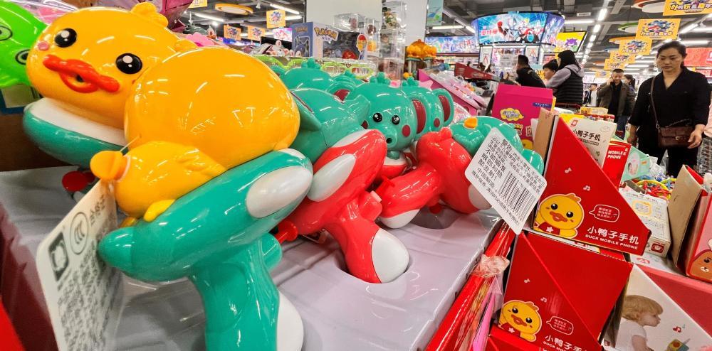 销售三无产品长沙一玩具店老板被罚18万元